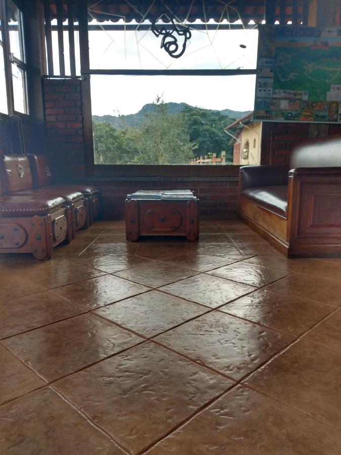 Pousada Vivenda Leticia Prados Exteriör bild